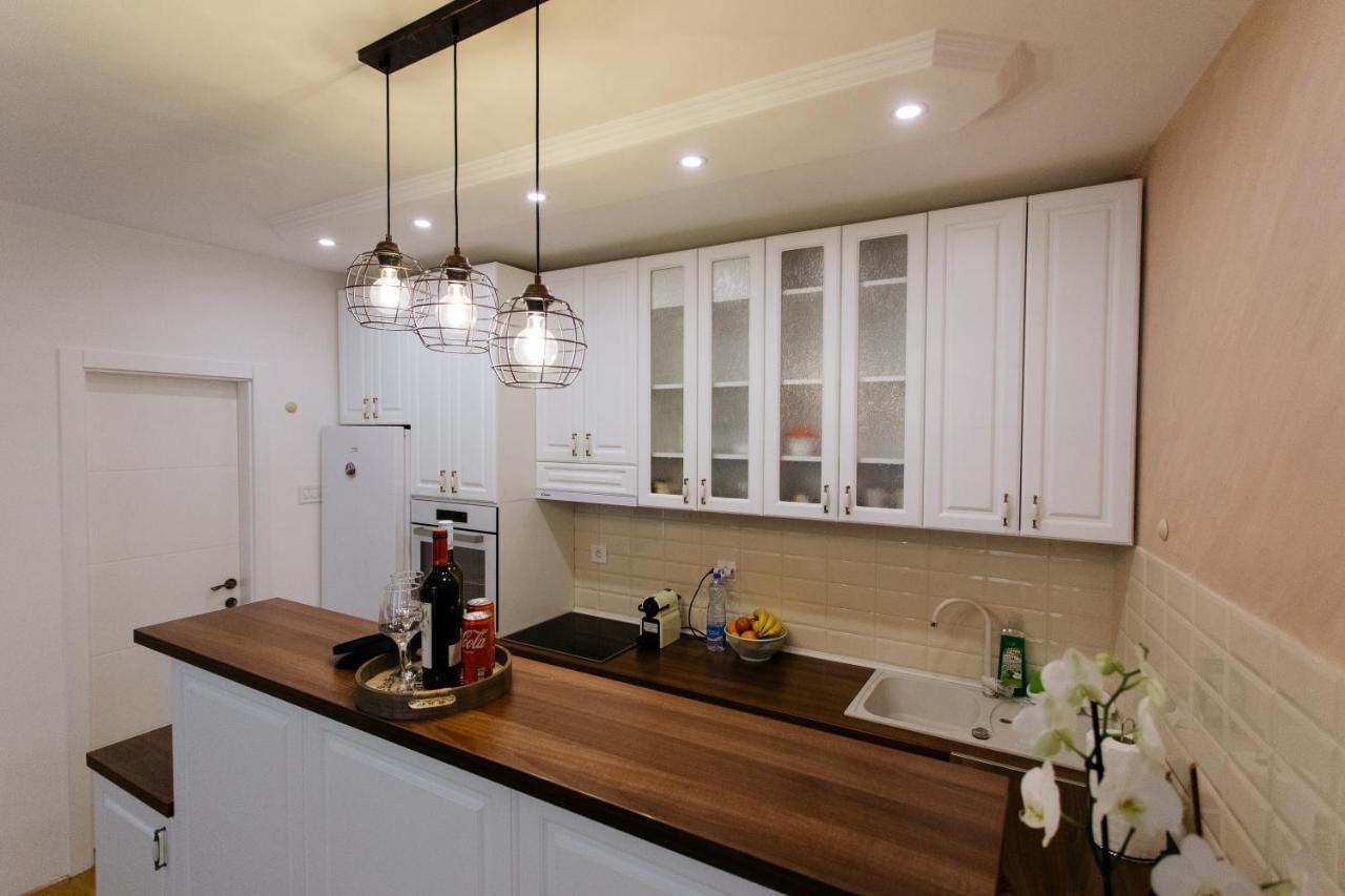 Apartman Kristina 4* Subotica Buitenkant foto