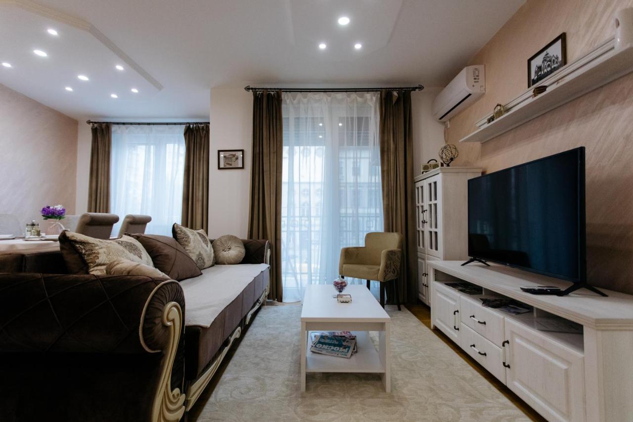 Apartman Kristina 4* Subotica Buitenkant foto