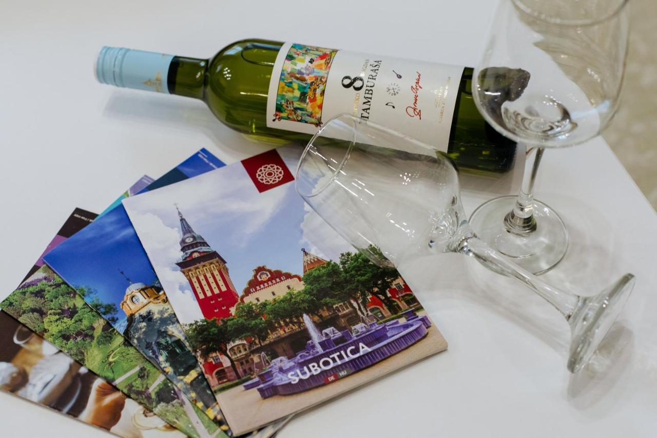Apartman Kristina 4* Subotica Buitenkant foto
